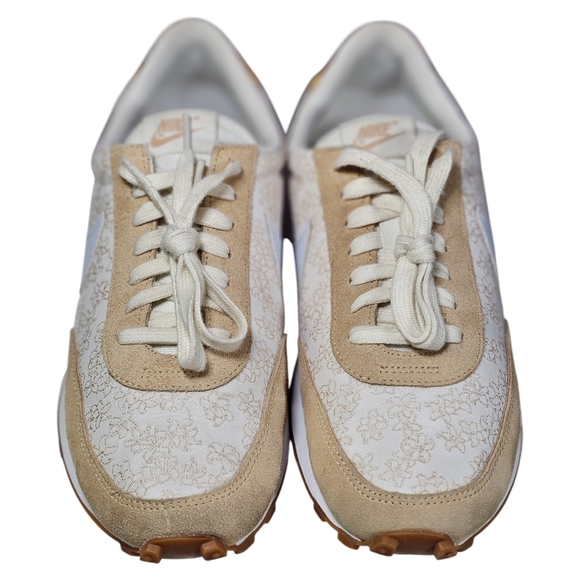 Nike DayBreak SE "Sesame Flower" Sneakers (DR5556-200) - Picture 3 of 8